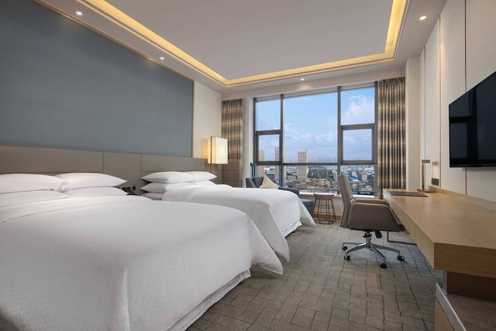 Room 14 of 46