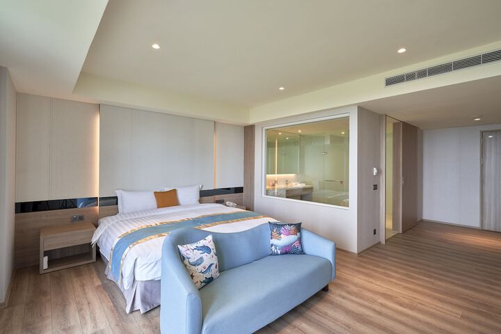 Room 26 of 75