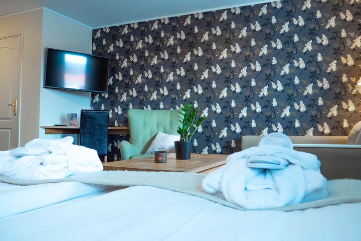 Room 7 of 89