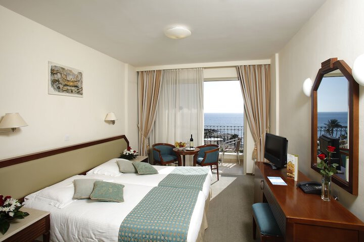 Room 5 of 55