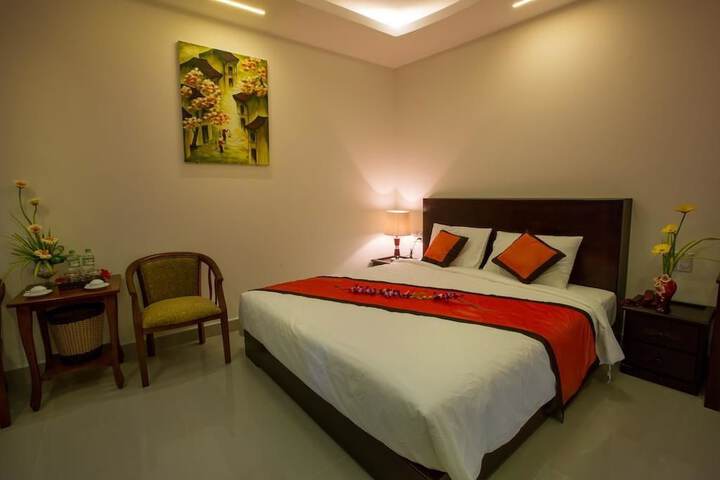 Room 4 of 17