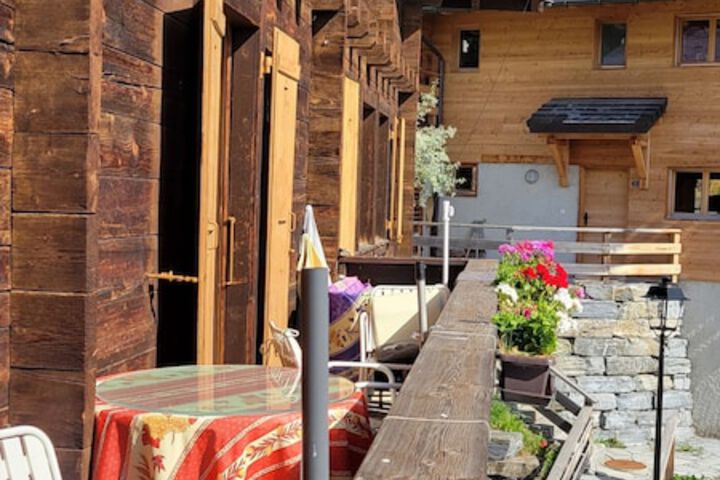 Terrace/Patio 5 of 9