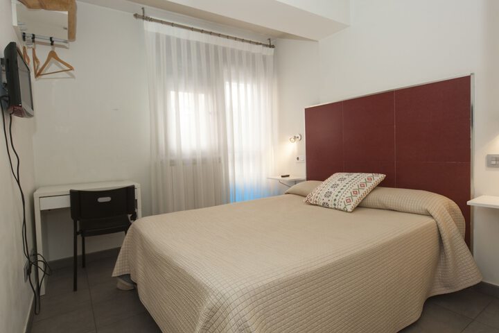 Room 4 of 41