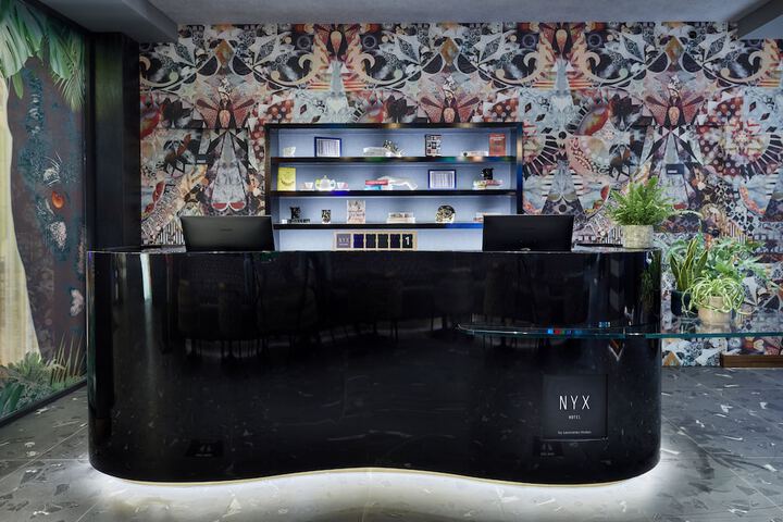 Guest Lobby