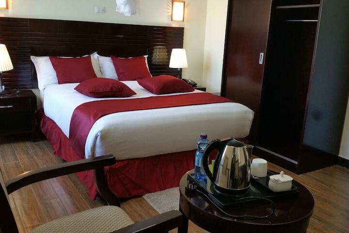 Room 3 of 88