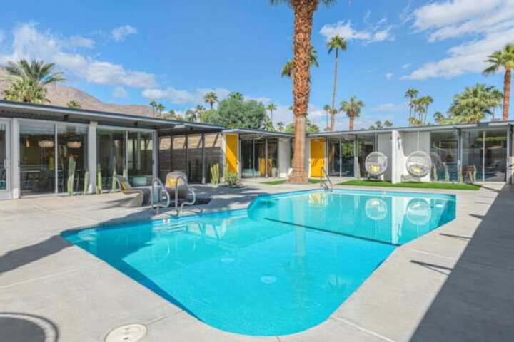 Pool 23 of 29