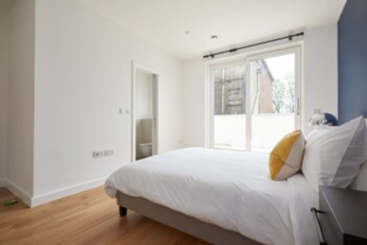 Room 15 of 22