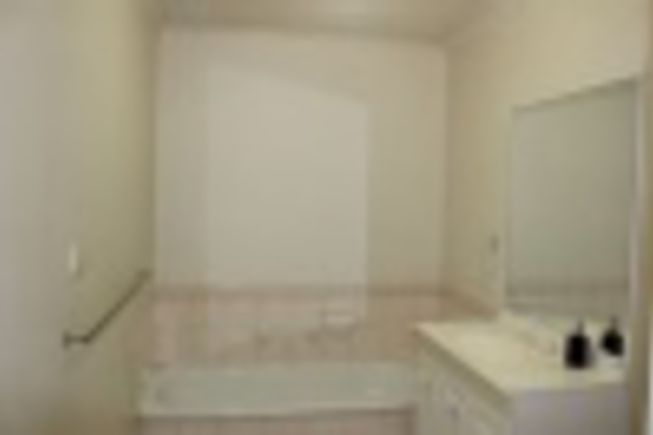 Room 172 of 228