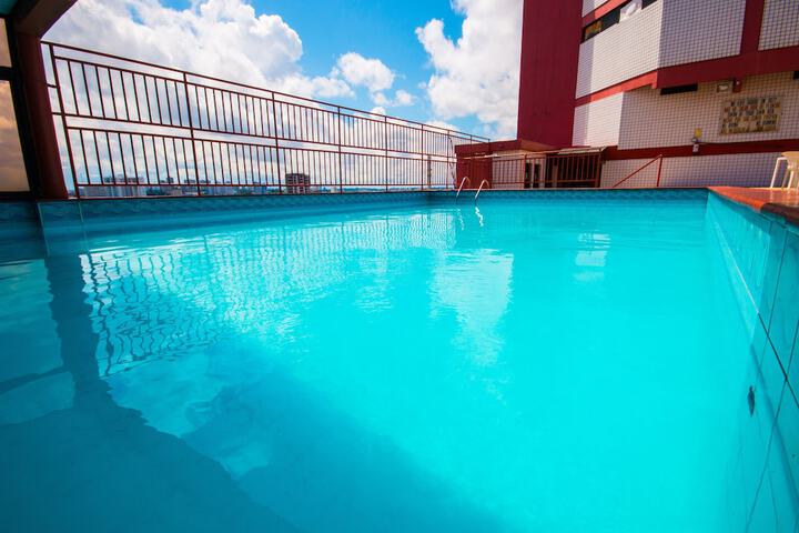 Pool Hotel