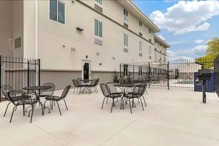 BBQ/picnic area