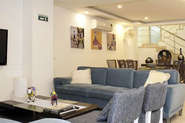 Room 13 of 19