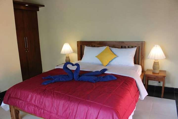 Room 3 of 50