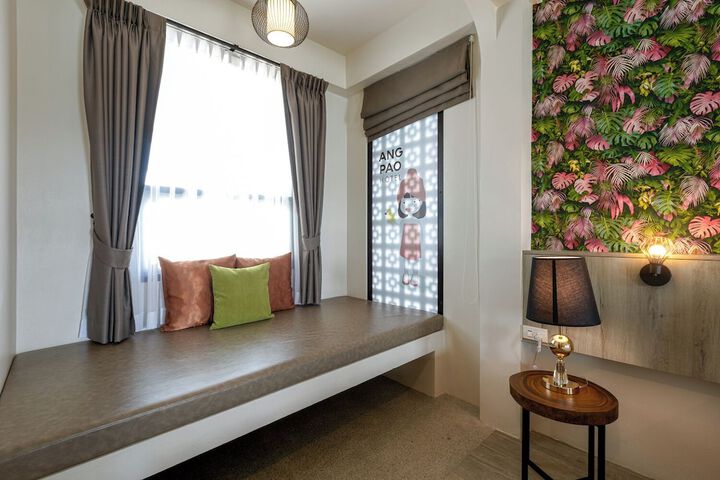 Room 54 of 90