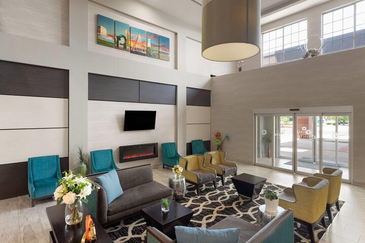 Hotel Interior 3 of 41