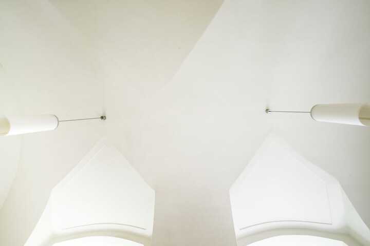 Room 12 of 80