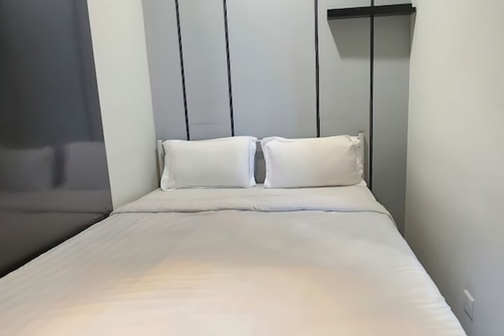 Room 32 of 109