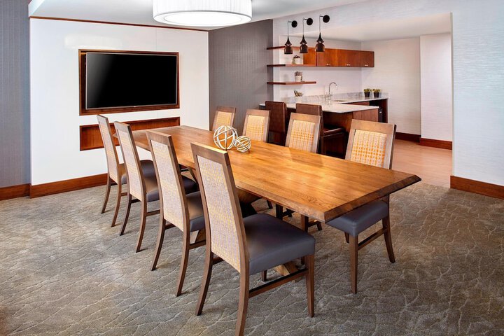 Meeting facility