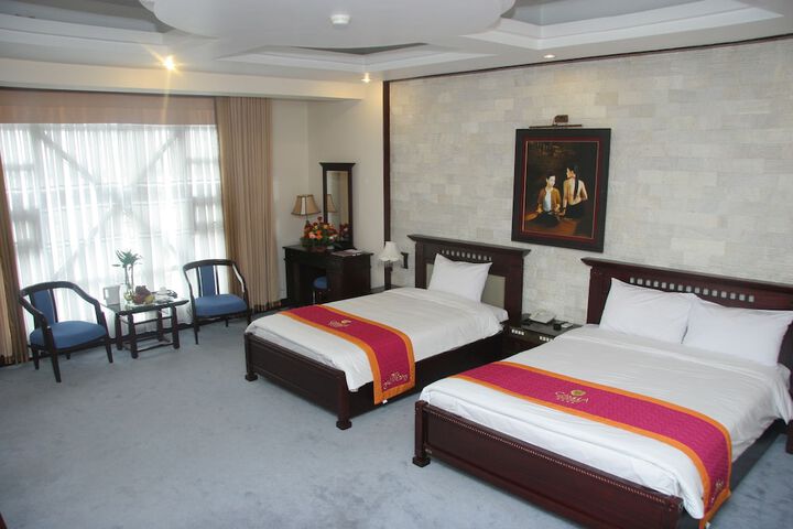 Room 8 of 46