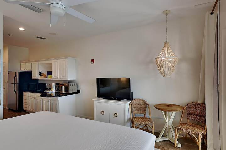 Room 2 of 42