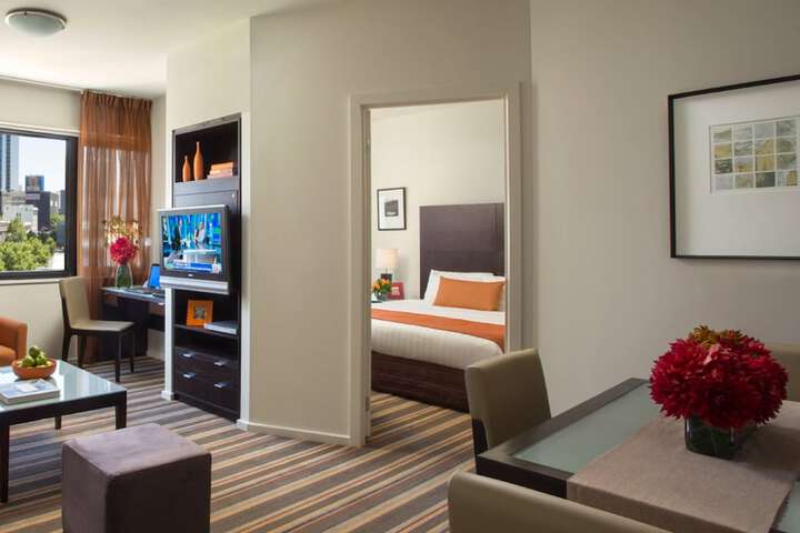 Room 8 of 28