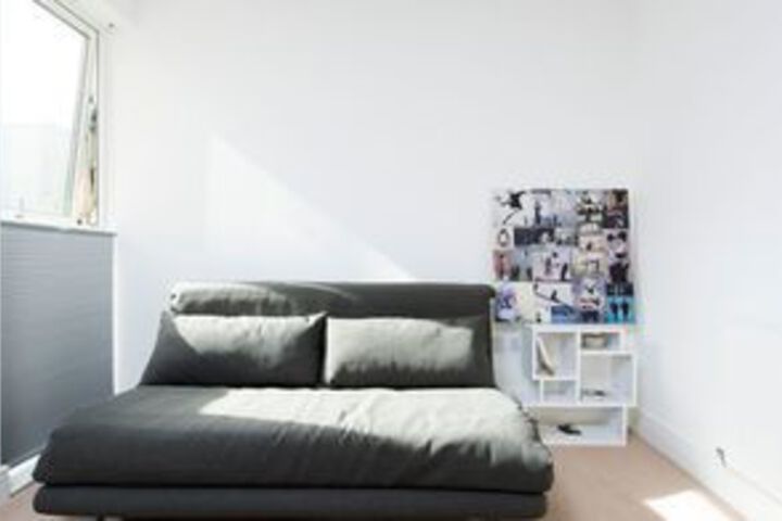 Room 13 of 25
