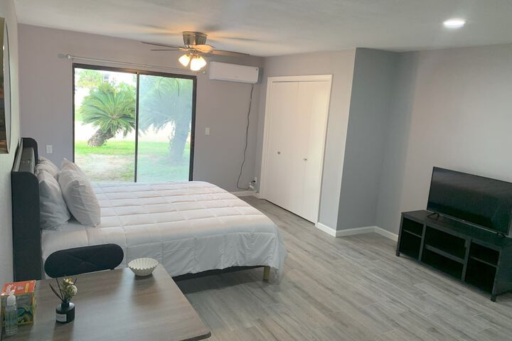 Room 8 of 17