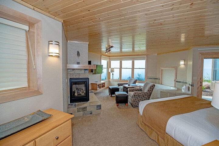 Room 8 of 39