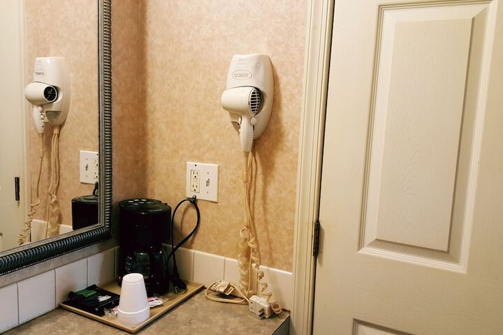Room 18 of 34