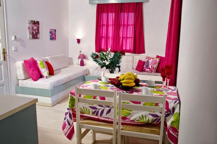 Room 4 of 22