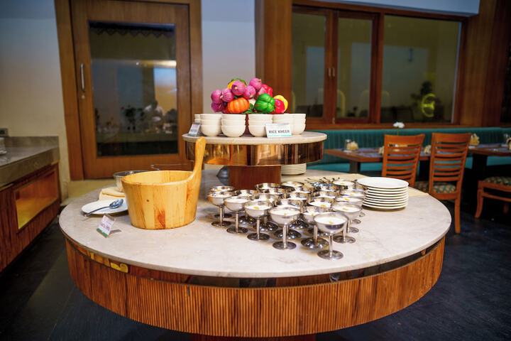 Breakfast/Coffee Service 40 of 55