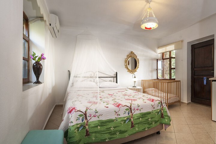 Room 15 of 69