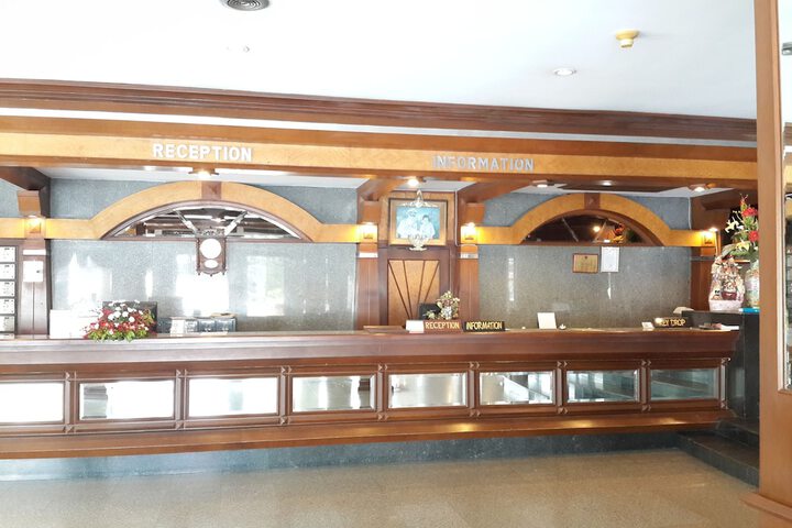 Lobby Entry