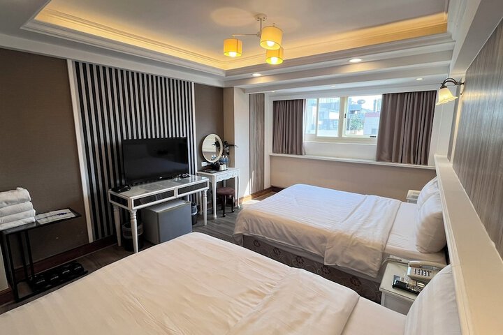 Room 21 of 26
