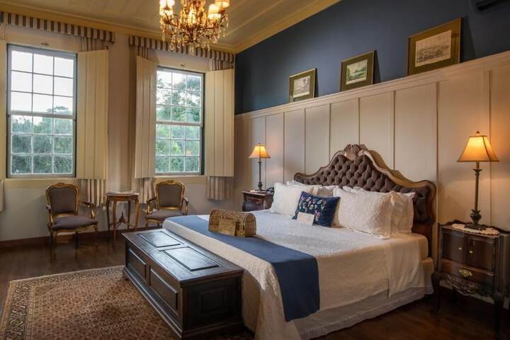 Room 4 of 29