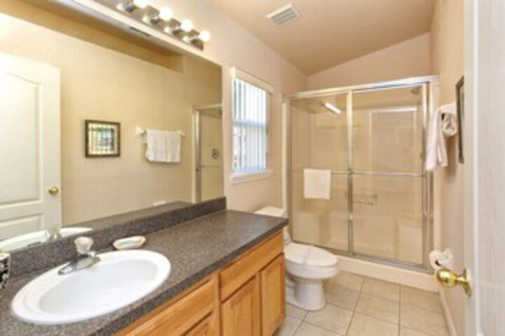 Room 4 of 22