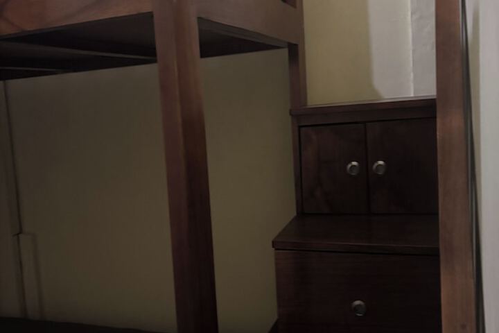Room 32 of 56