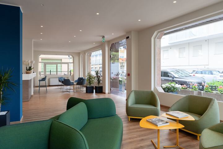 Guest Lobby