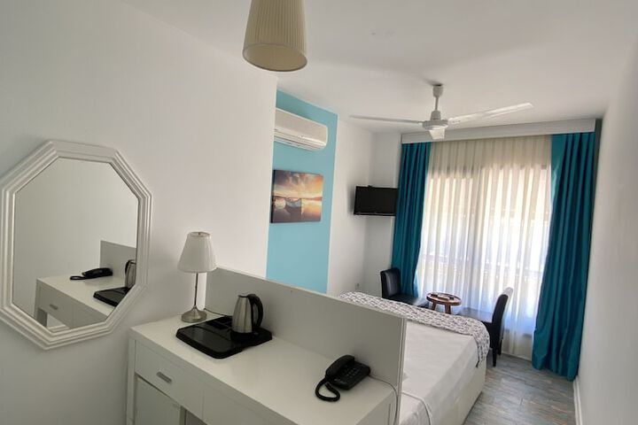 Room 38 of 258