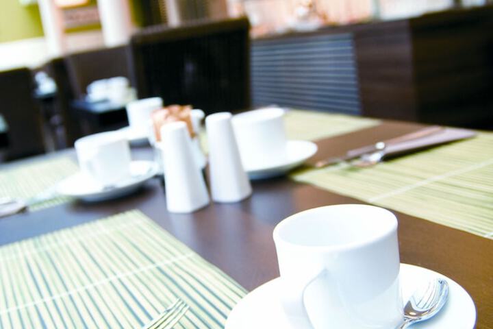 Breakfast/Coffee Service 18 of 27