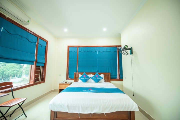 Room 8 of 15