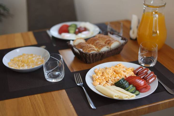 Dining 63 of 69