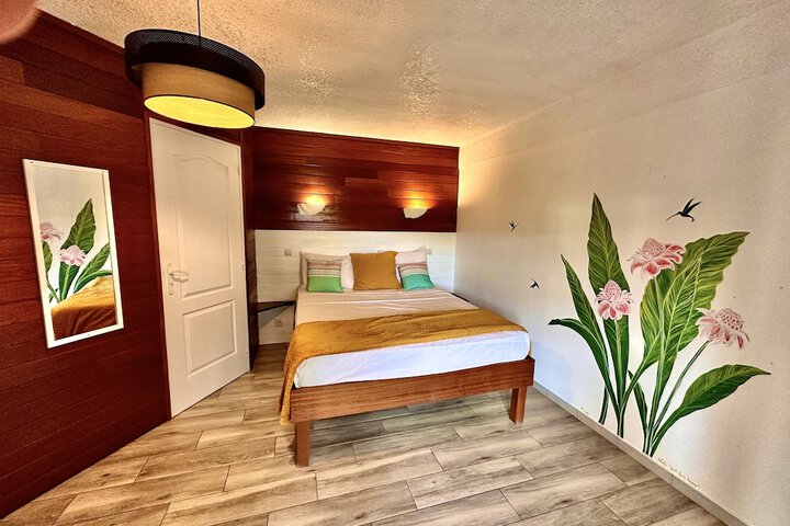 Room 12 of 62
