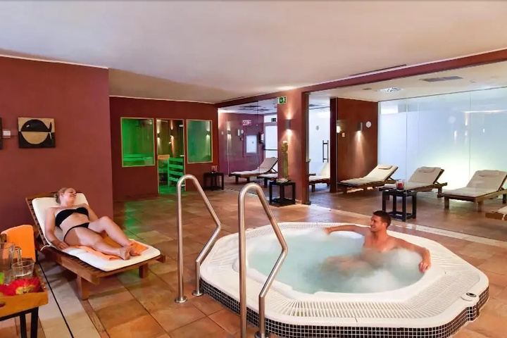 Spa 12 of 22