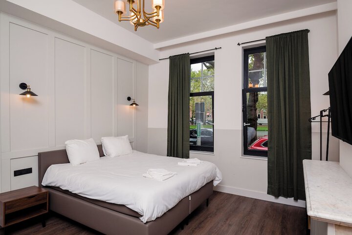 Room 19 of 50