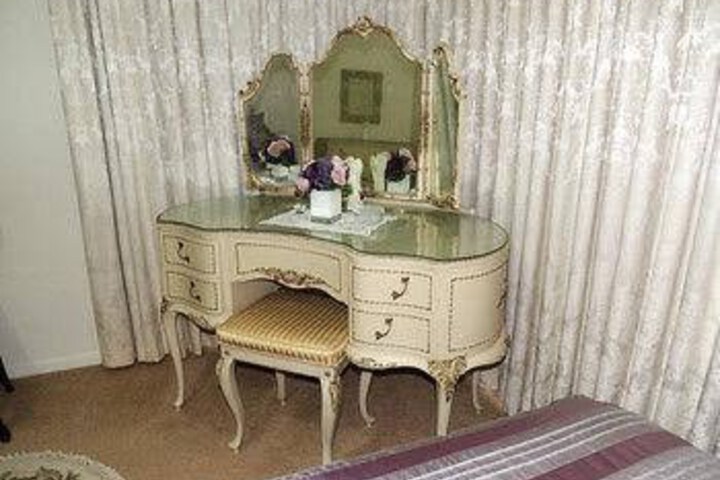 Hotel Exterior 12 of 23