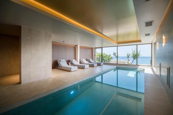 Pool 206 of 332