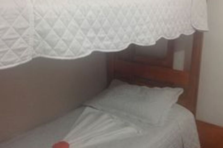 Room 9 of 21