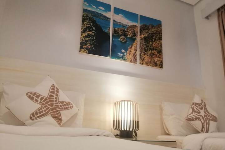 Room 21 of 42
