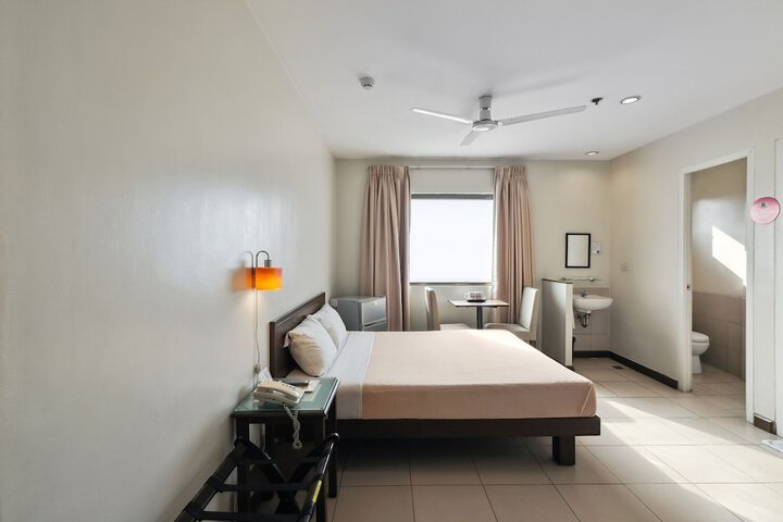 Room 19 of 26