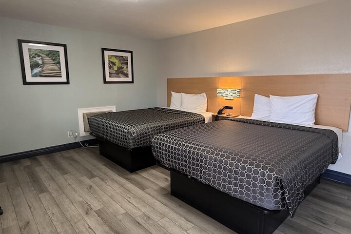 Room 19 of 46
